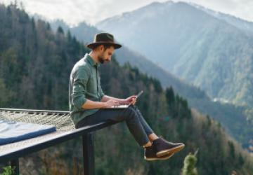 Understanding the Next Wave of Desktop Environment Innovations